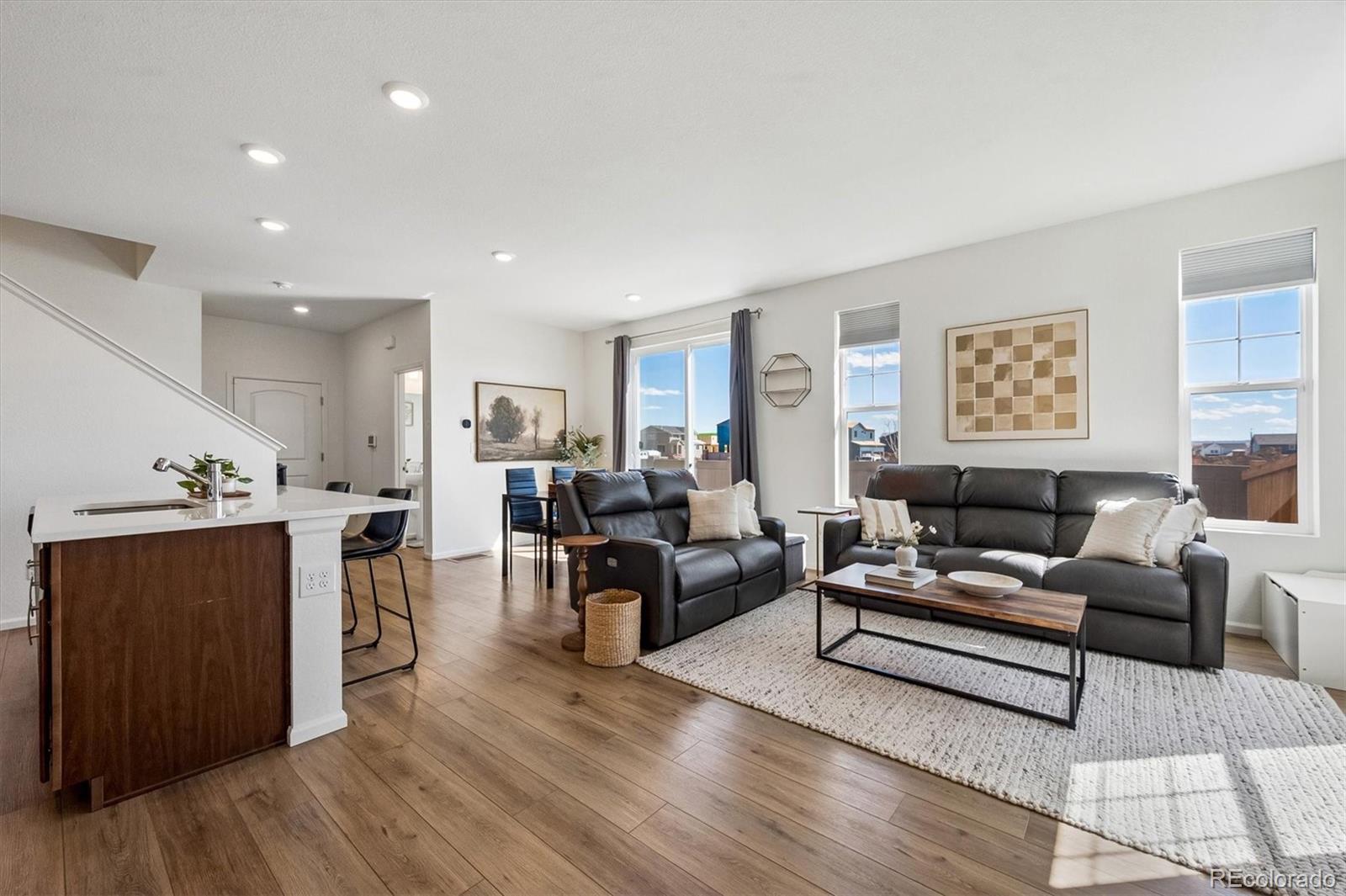 608 N Bersshine Court Aurora CO 80137