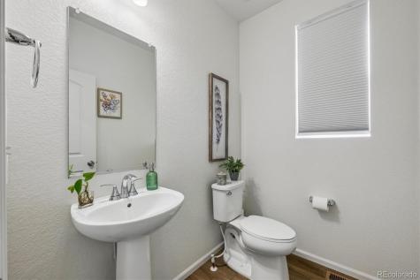 608 N Bersshine Court Aurora CO 80137