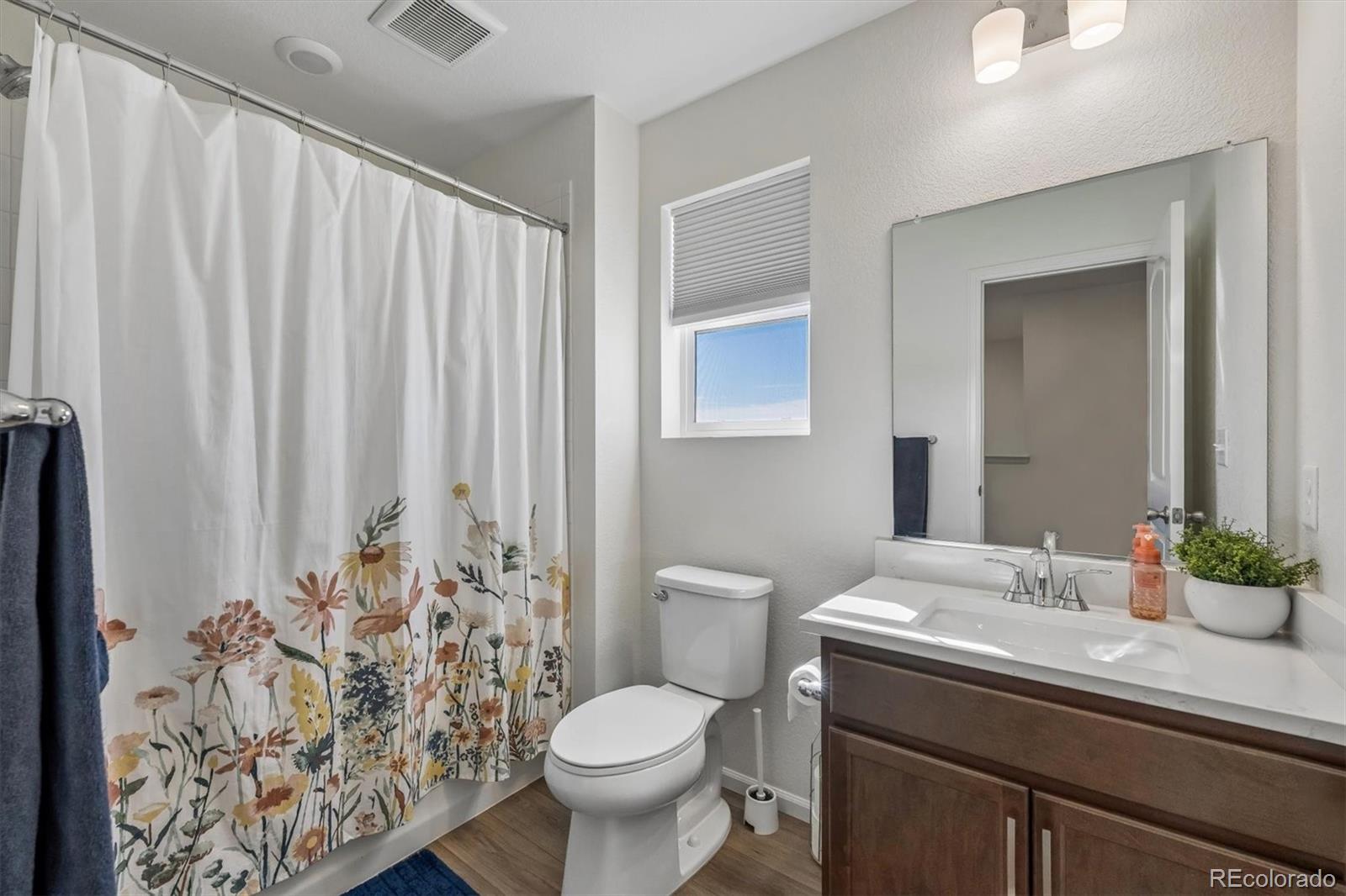 608 N Bersshine Court Aurora CO 80137