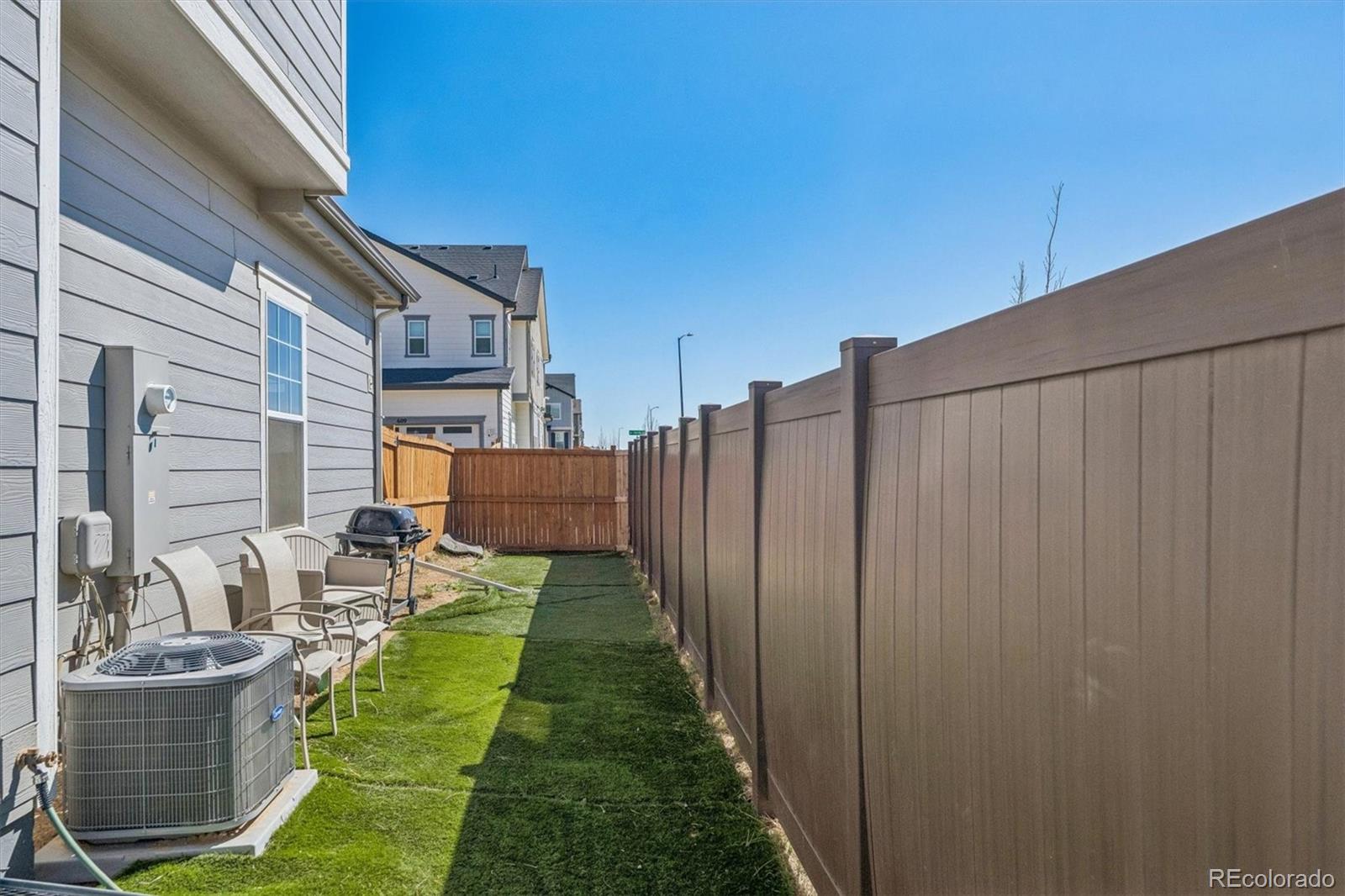 608 N Bersshine Court Aurora CO 80137
