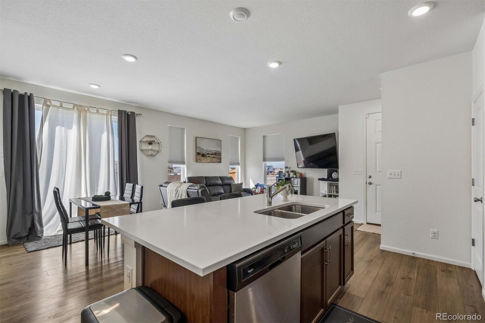 608 N Bersshine Court Aurora CO 80137
