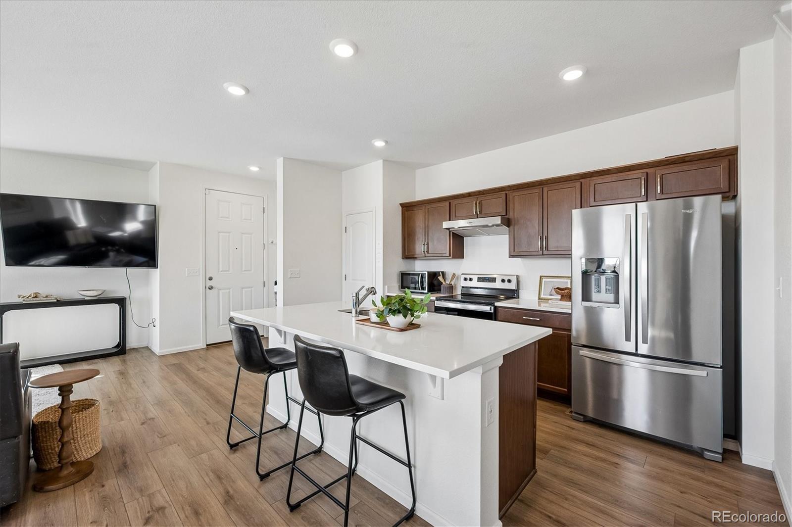 608 N Bersshine Court Aurora CO 80137