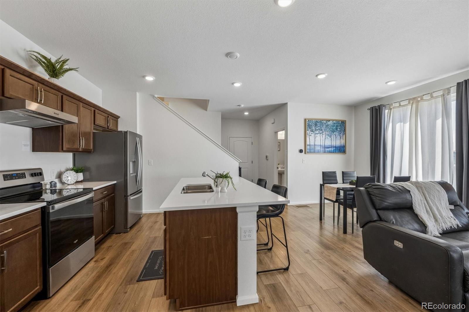 608 N Bersshine Court Aurora CO 80137