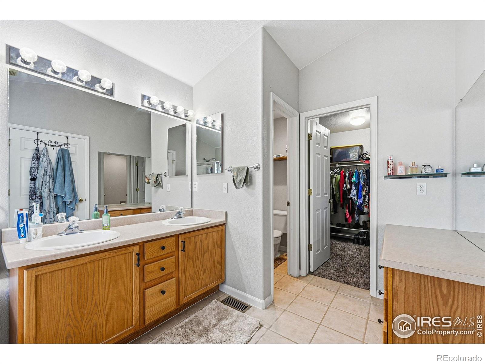13831 E Stanford Place Aurora CO 80015