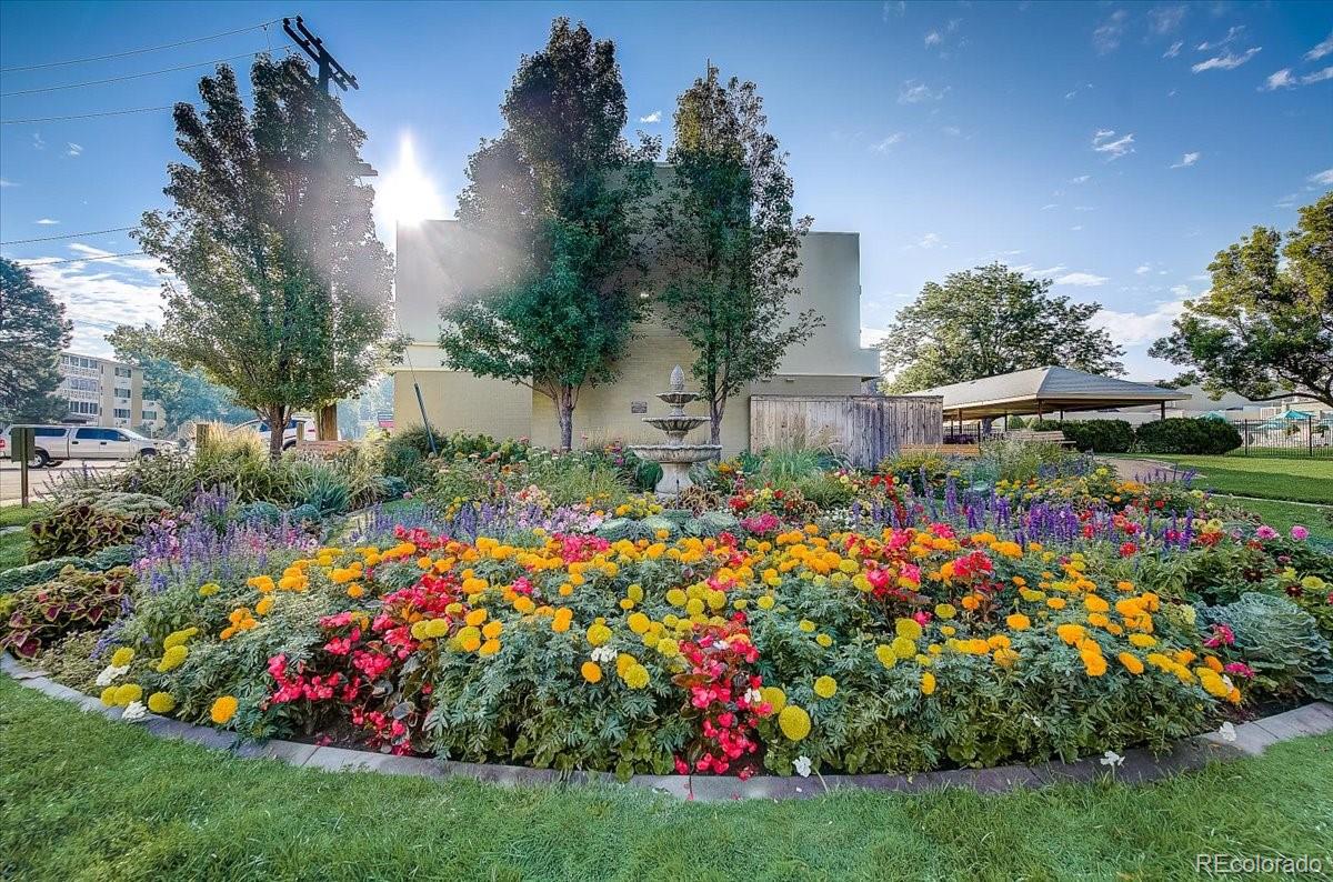 715 S Alton Way Denver CO 80247