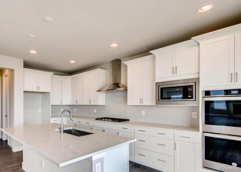 344 N Geneva Street Aurora CO 80010