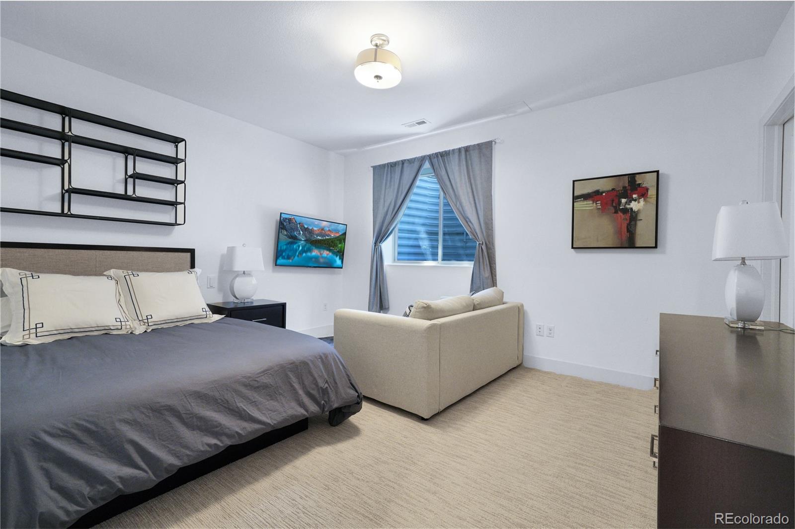 5043 Valentia Street Denver CO 80238