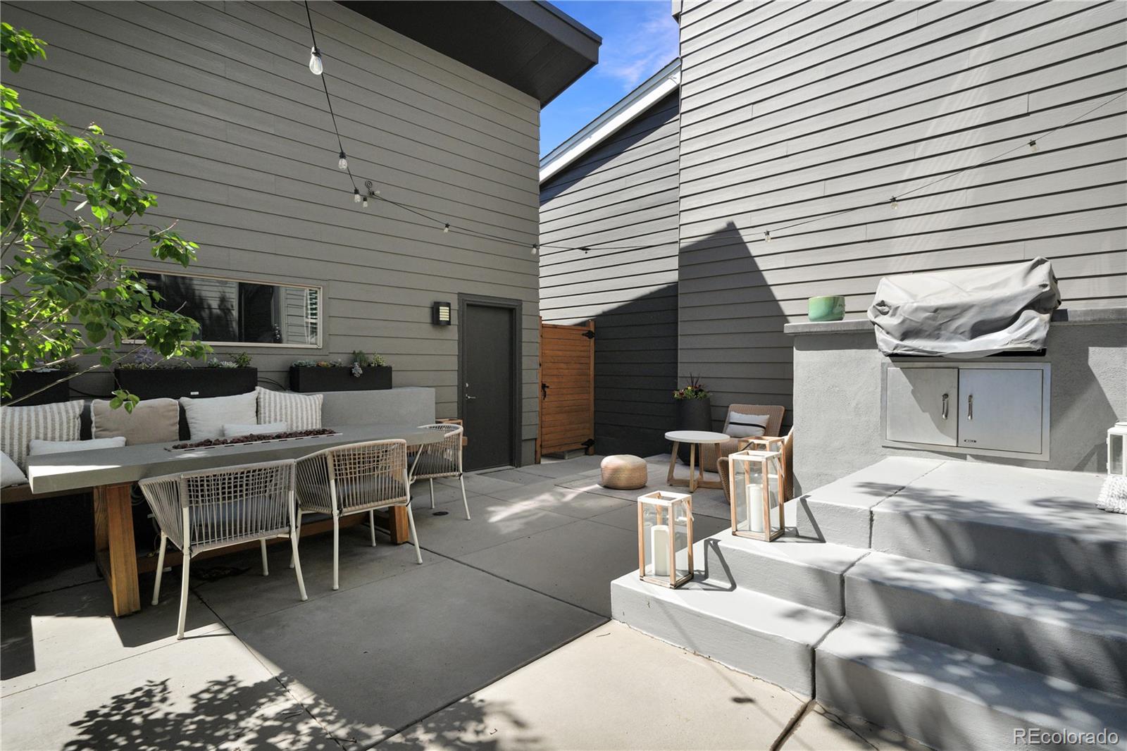 5043 Valentia Street Denver CO 80238