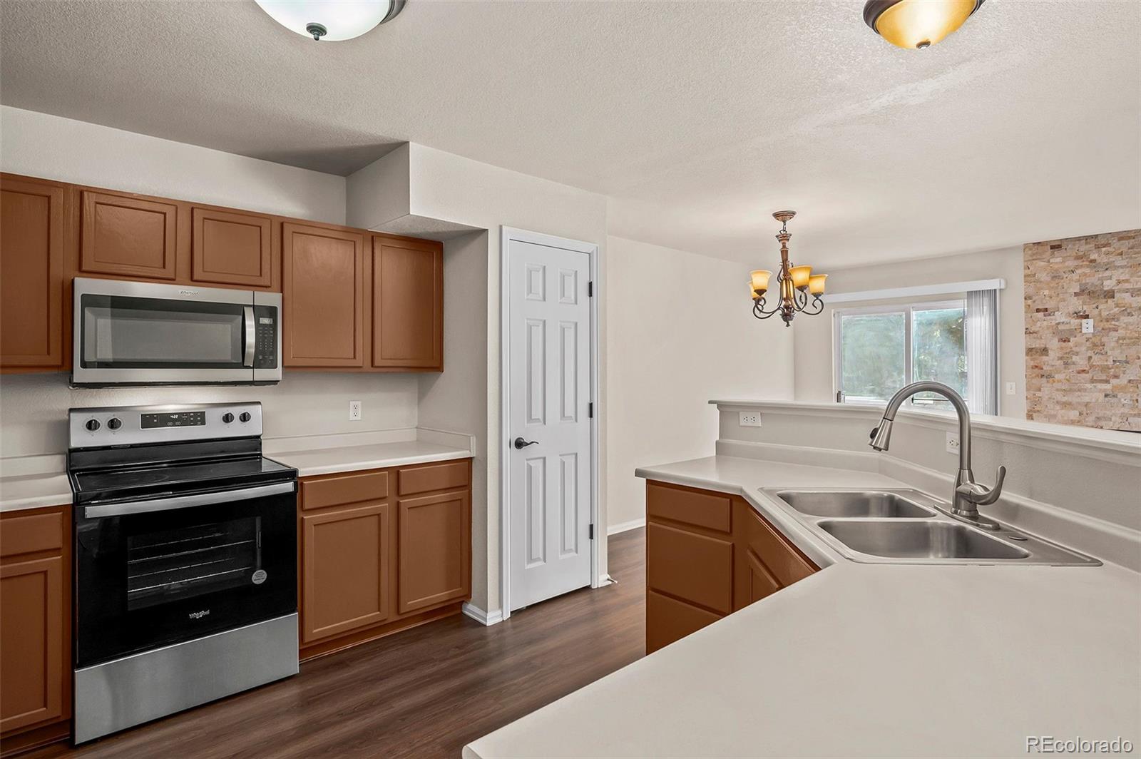 1127 S Ventura Circle Aurora CO 80017