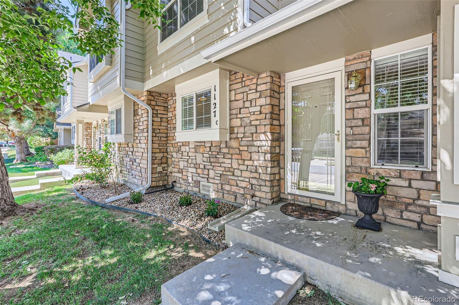 1127 S Ventura Circle Aurora CO 80017