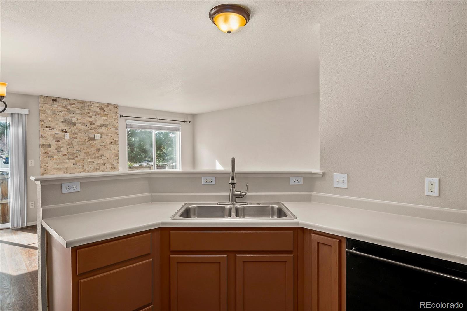 1127 S Ventura Circle Aurora CO 80017