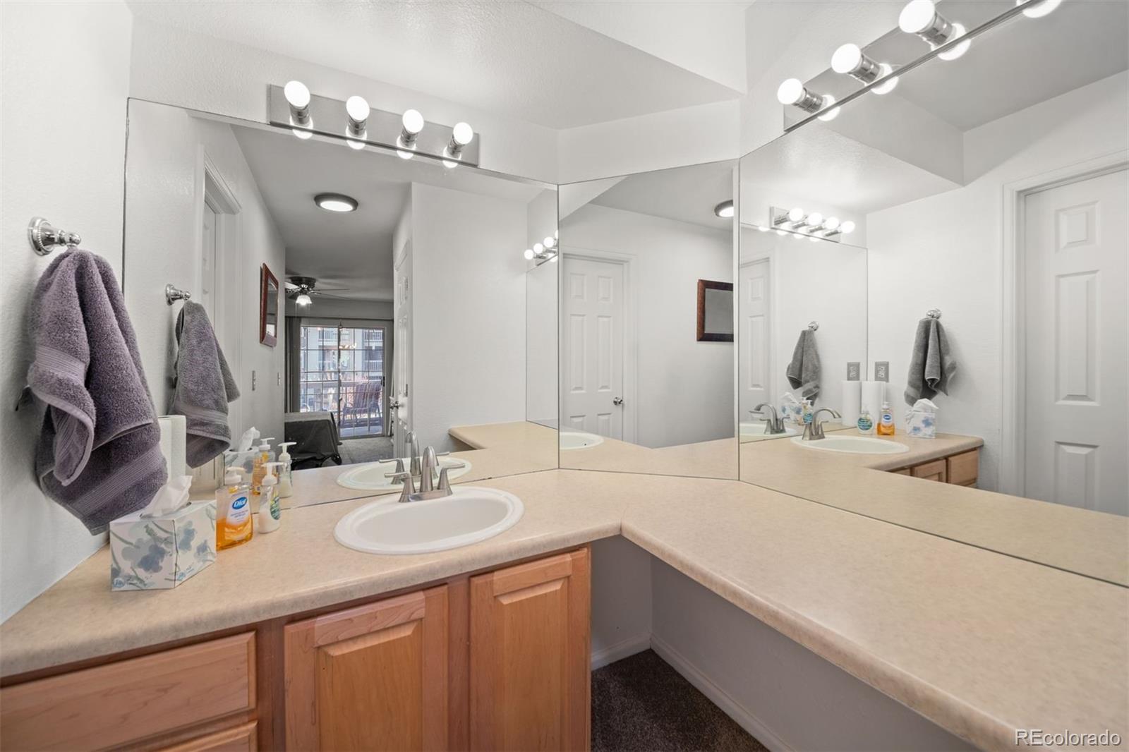 9242 E Arbor Circle Englewood CO 80111