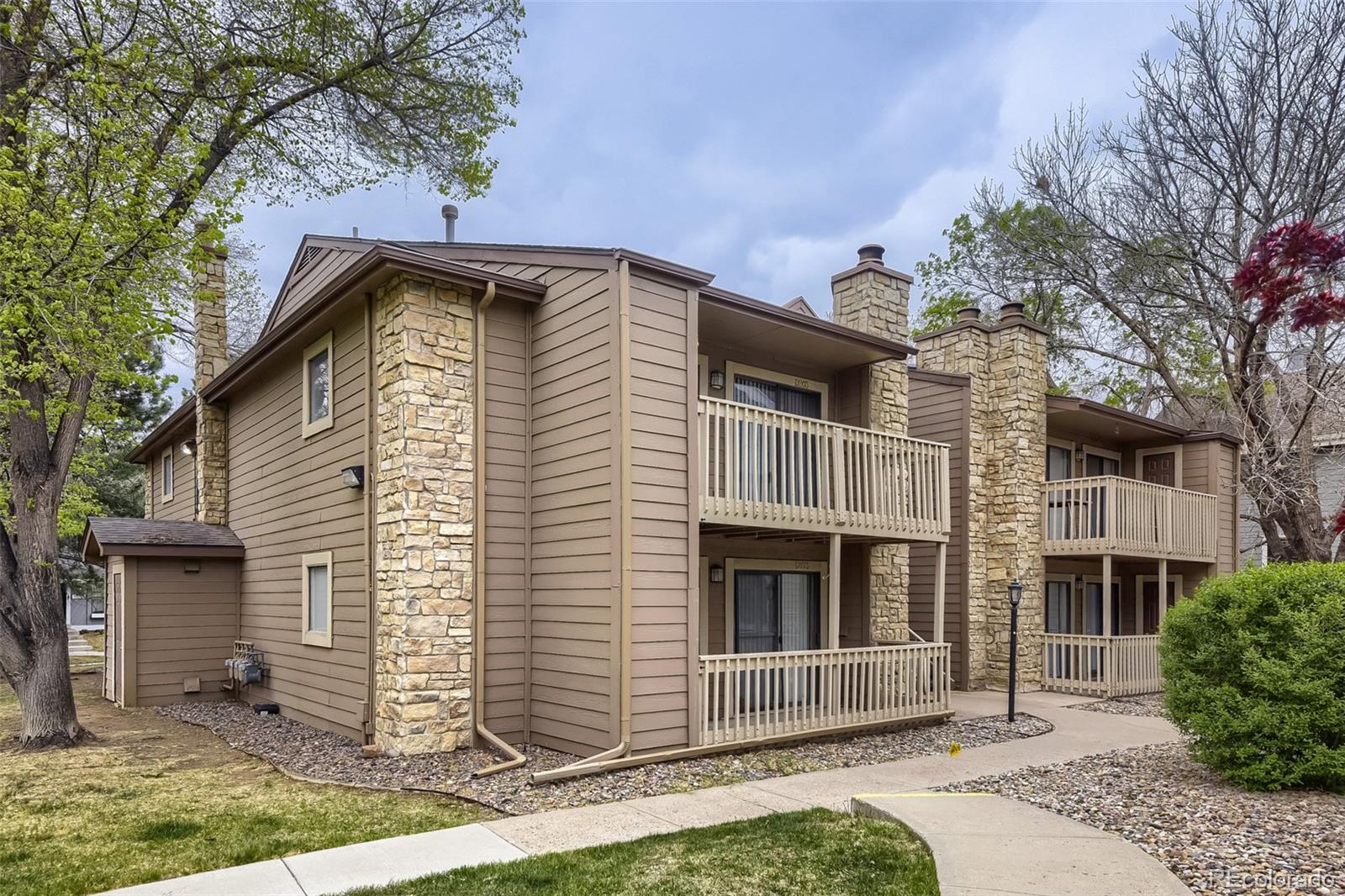 10273 E Peakview Avenue Englewood CO 80111
