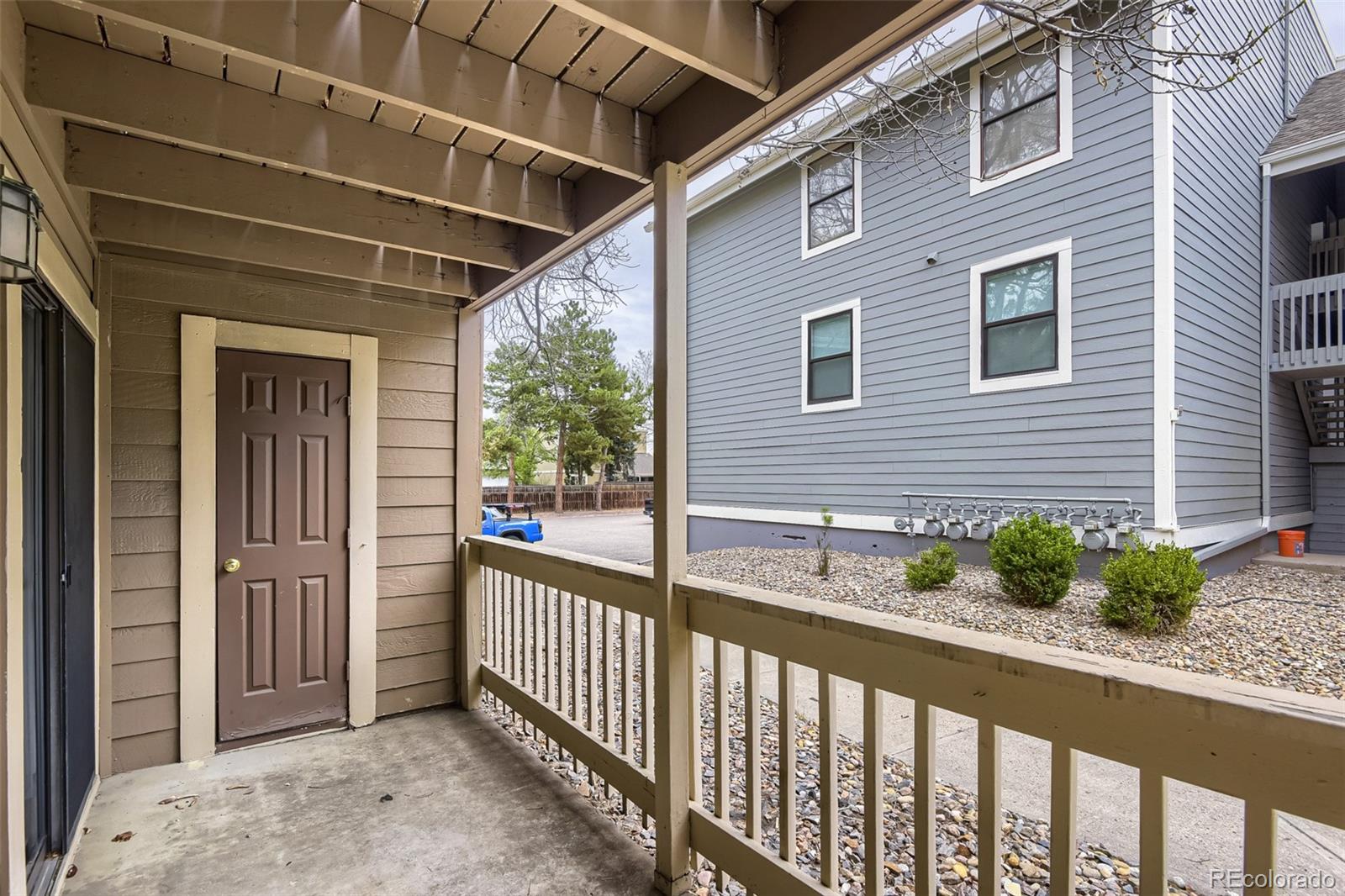 10273 E Peakview Avenue Englewood CO 80111