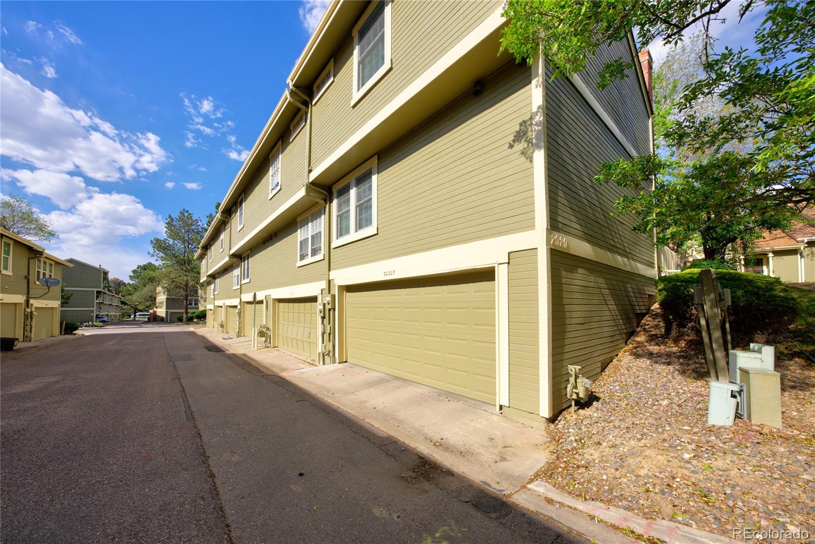 2020 S Hannibal Way Aurora CO 80013