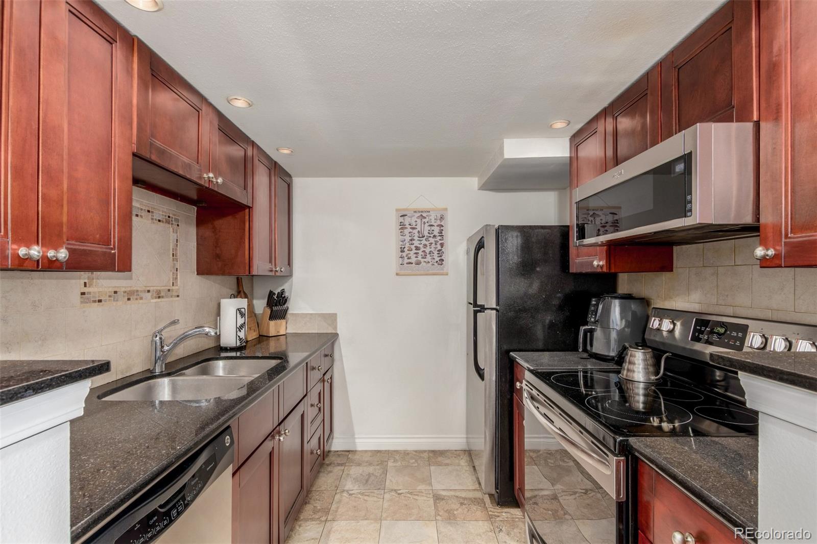 8335 Fairmount Drive Denver CO 80247