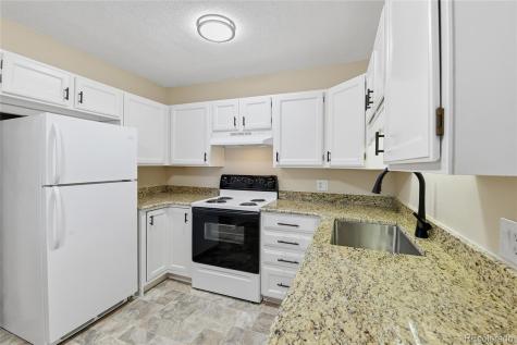 3022 S Wheeling Way Aurora CO 80014