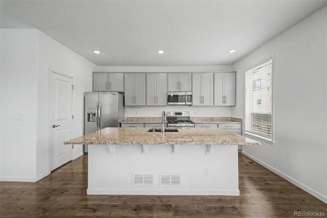 1602 Castle Creek Circle Castle Rock CO 80104