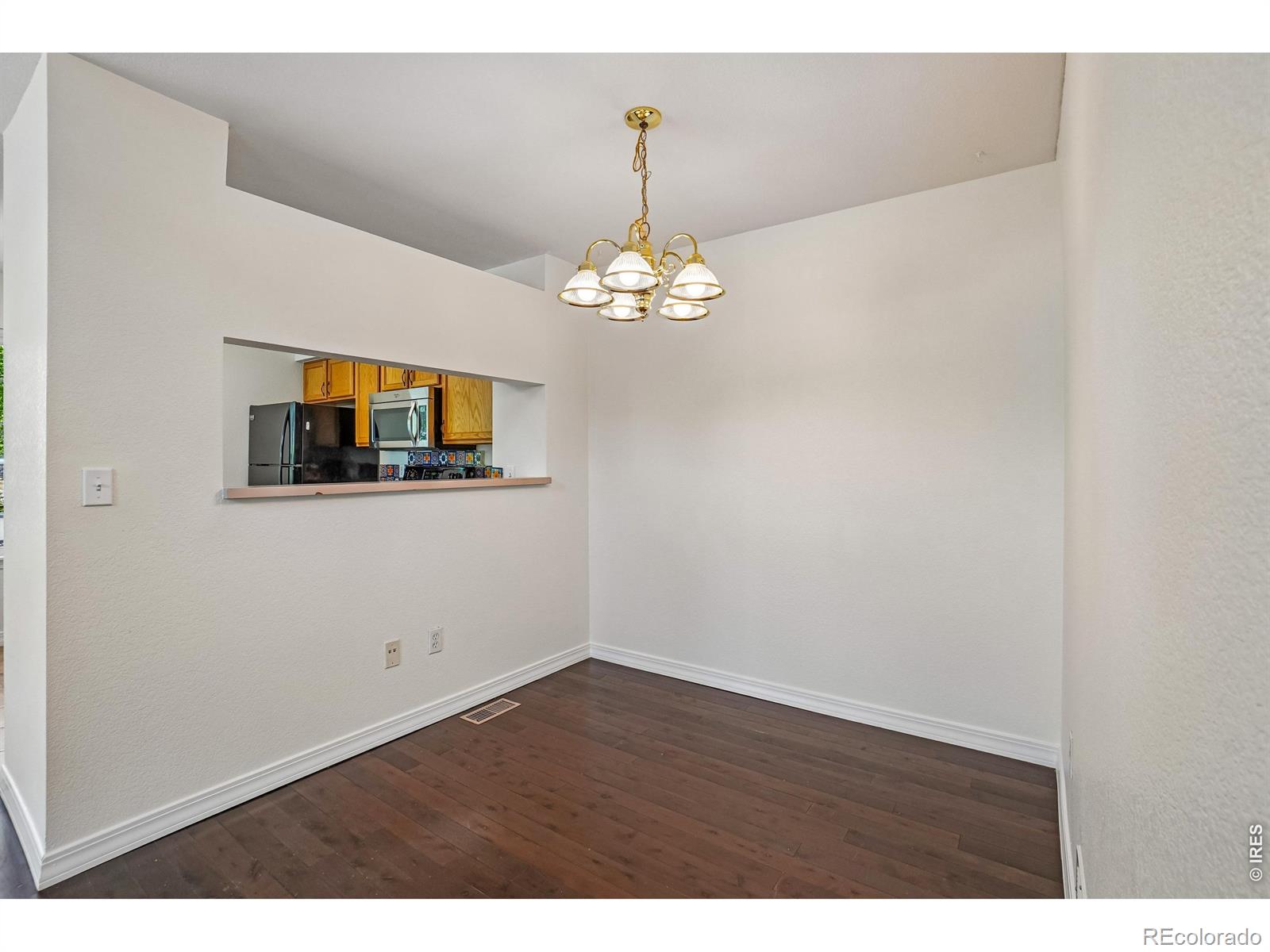 1419 Red Mountain Drive Longmont CO 80504