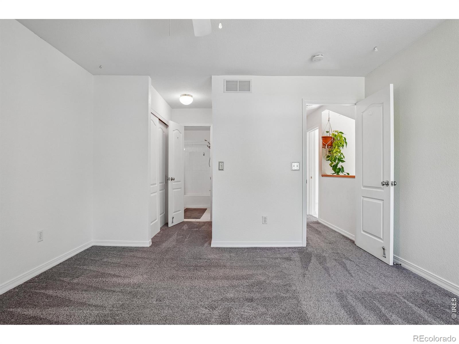 1419 Red Mountain Drive Longmont CO 80504