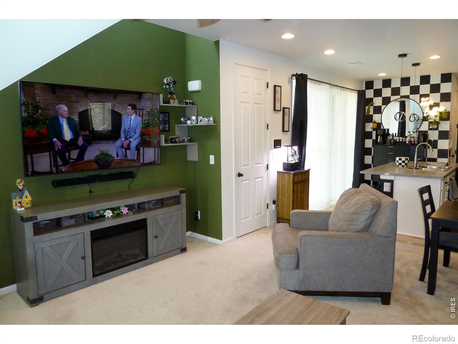 44 N Trussville Street Aurora CO 80018