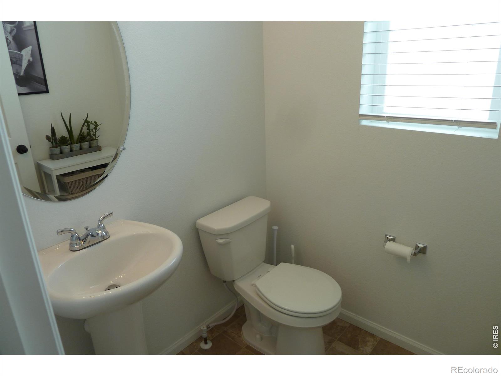 44 N Trussville Street Aurora CO 80018