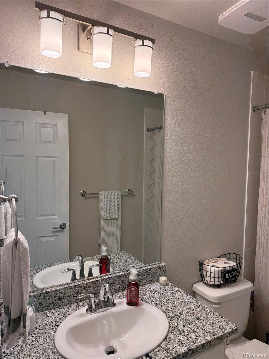 6673 N Ceylon Street Denver CO 80249