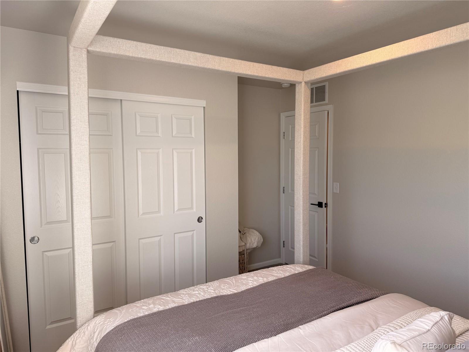 6673 N Ceylon Street Denver CO 80249