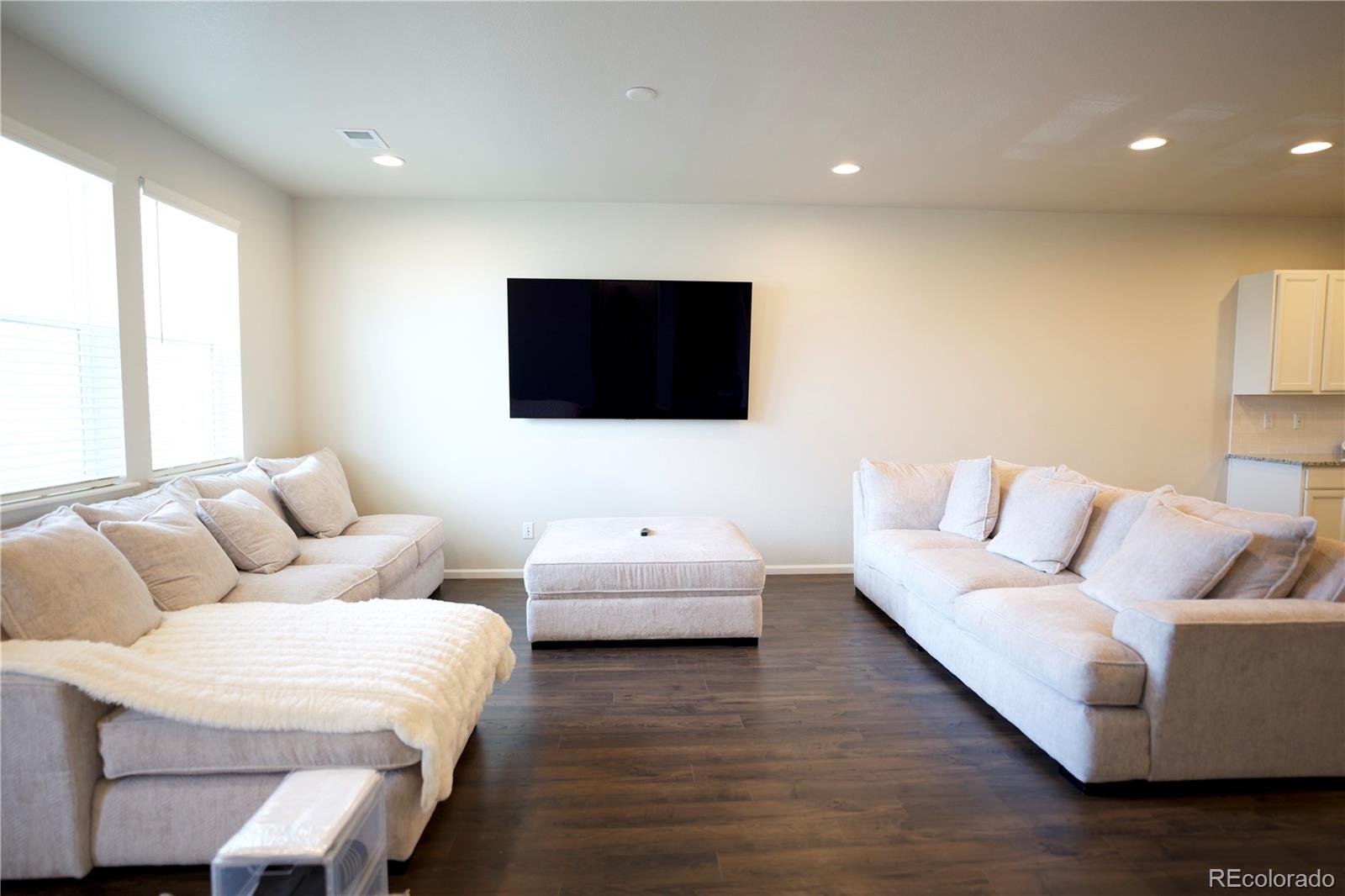 6673 N Ceylon Street Denver CO 80249