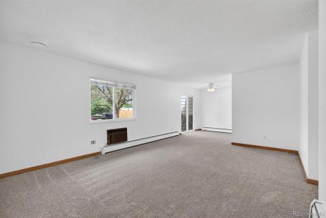 92 Newark Street Aurora CO 80012