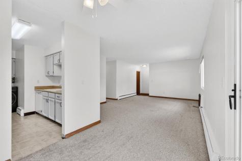 92 Newark Street Aurora CO 80012