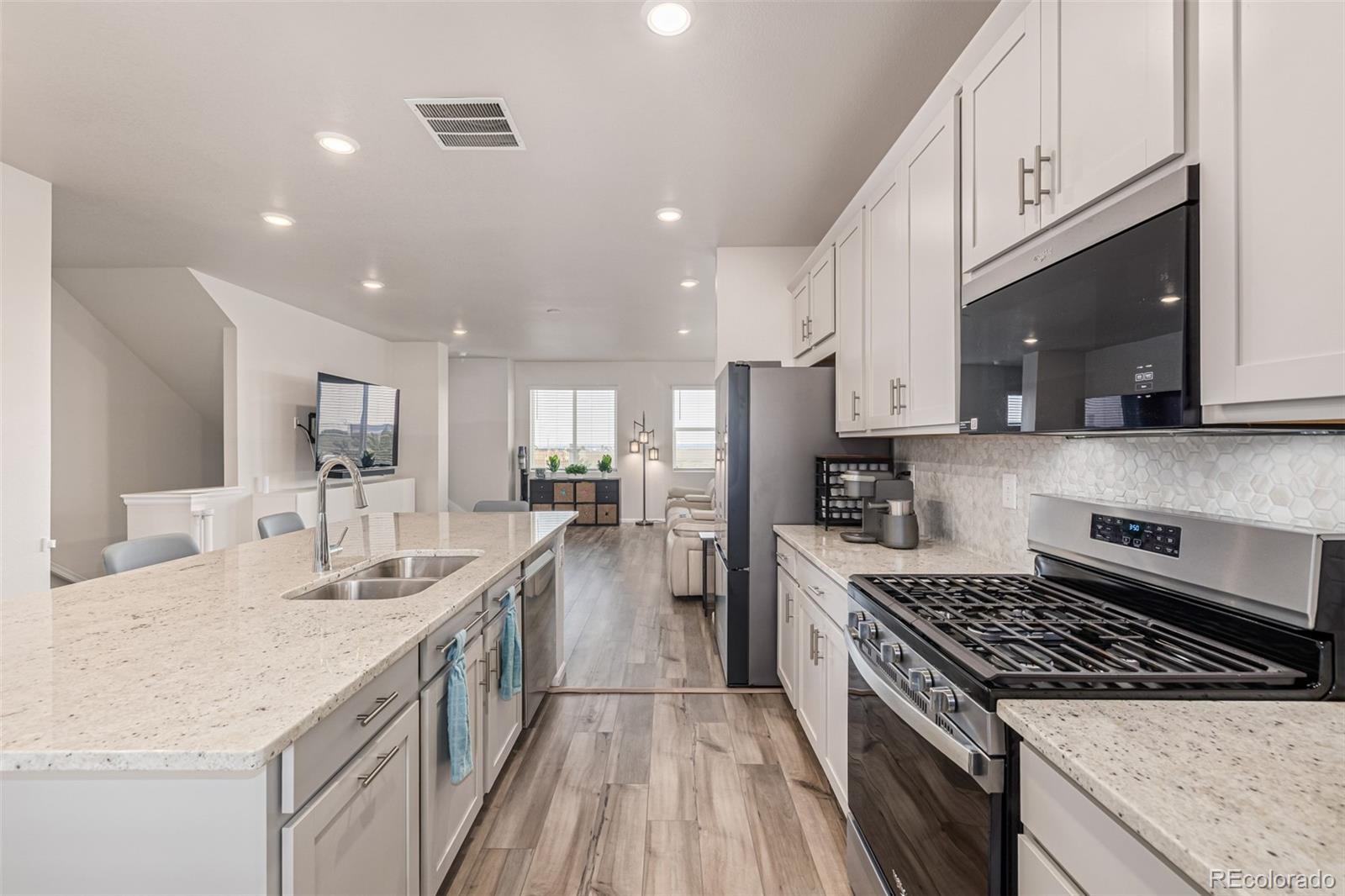 16586 Shoshone Place Broomfield CO 80023