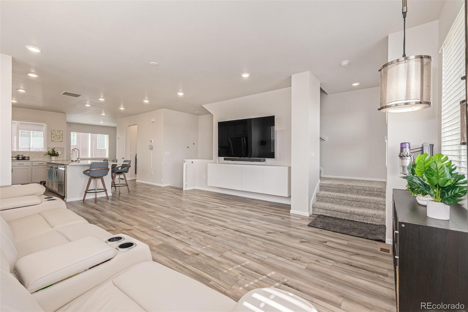 16586 Shoshone Place Broomfield CO 80023