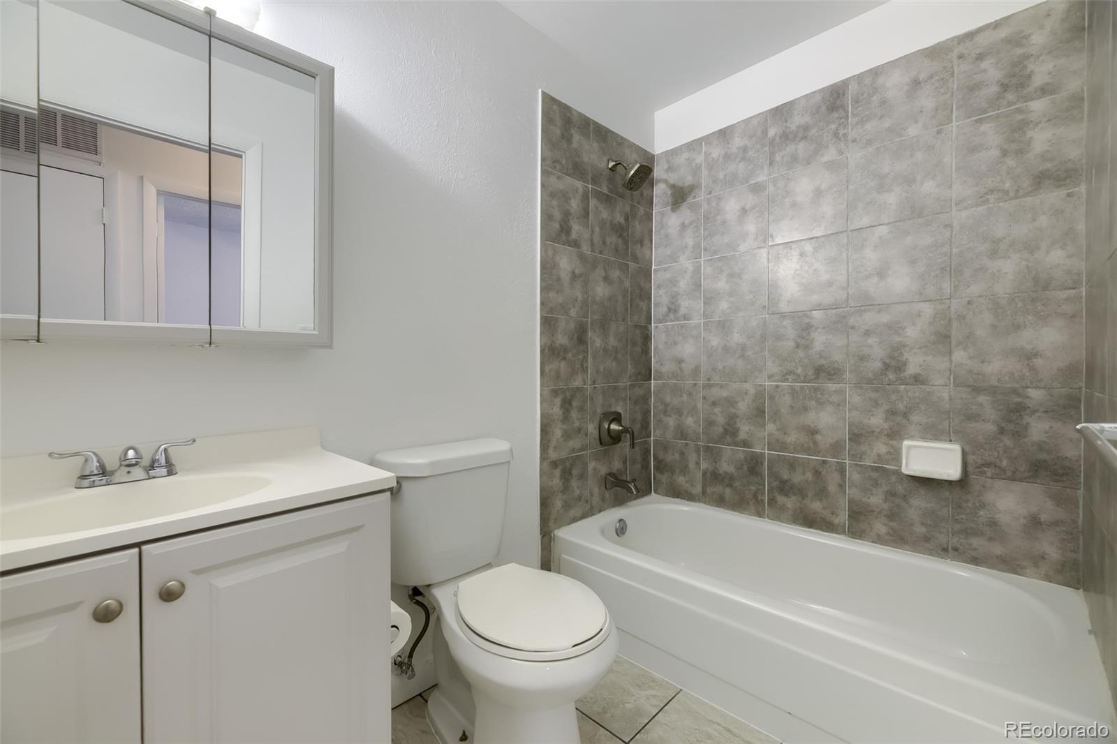 1246 Sable Boulevard Aurora CO 80011