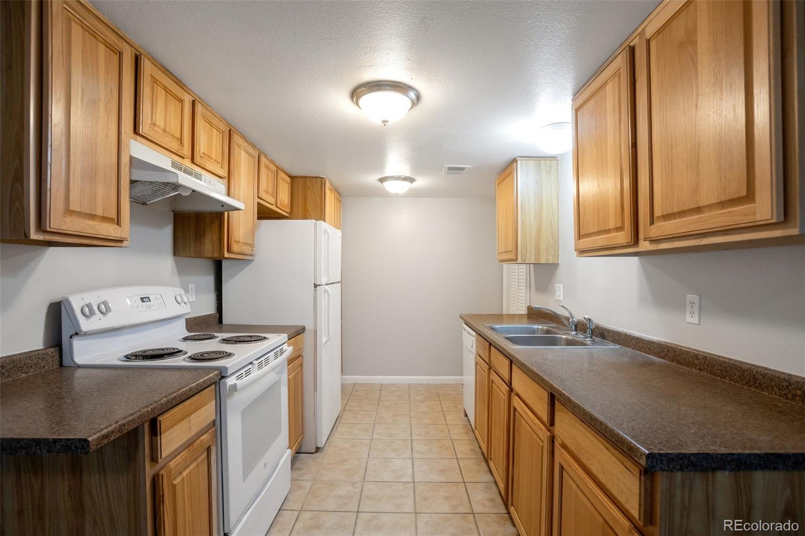 1262 Sable Boulevard Aurora CO 80011