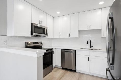 1812 W 102nd Avenue Thornton CO 80260