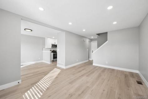 1812 W 102nd Avenue Thornton CO 80260