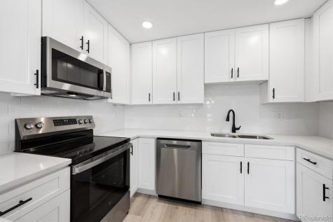 1812 W 102nd Avenue Thornton CO 80260