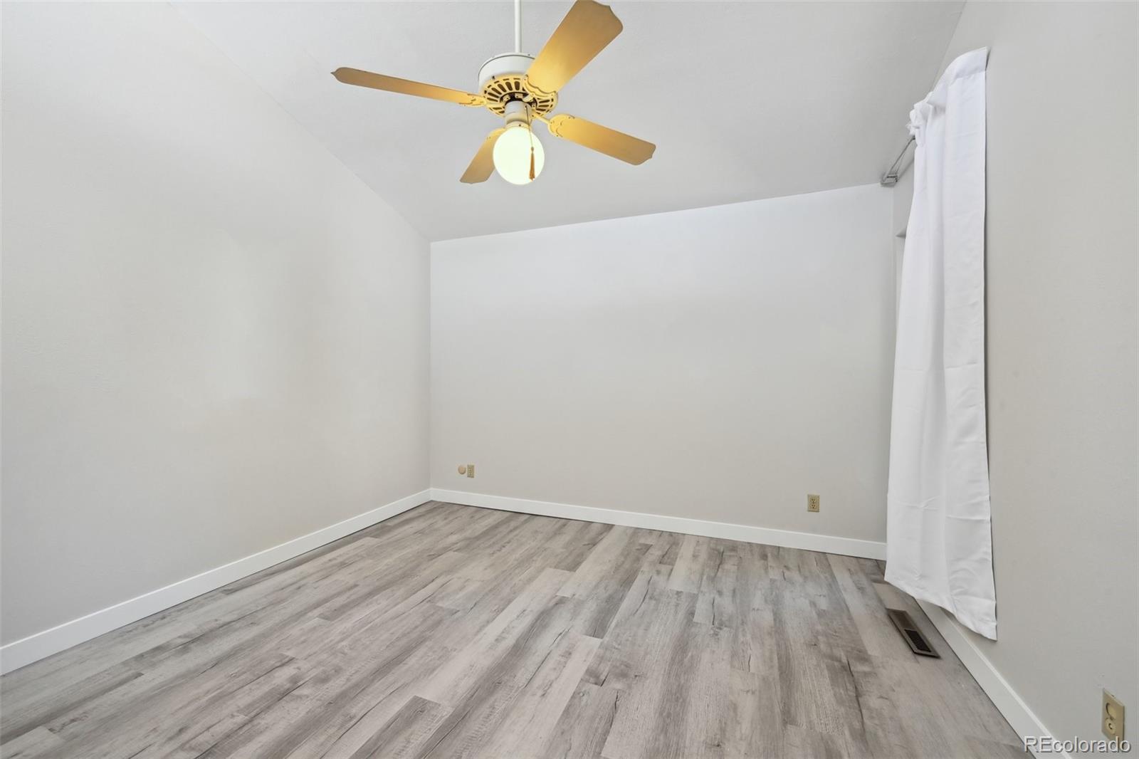 5530 S Greenwood Street Littleton CO 80120