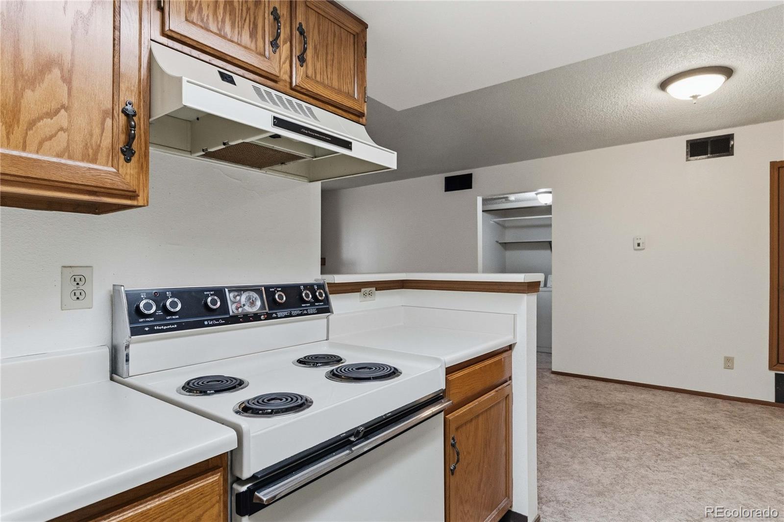 923 S Zeno Way Aurora CO 80017