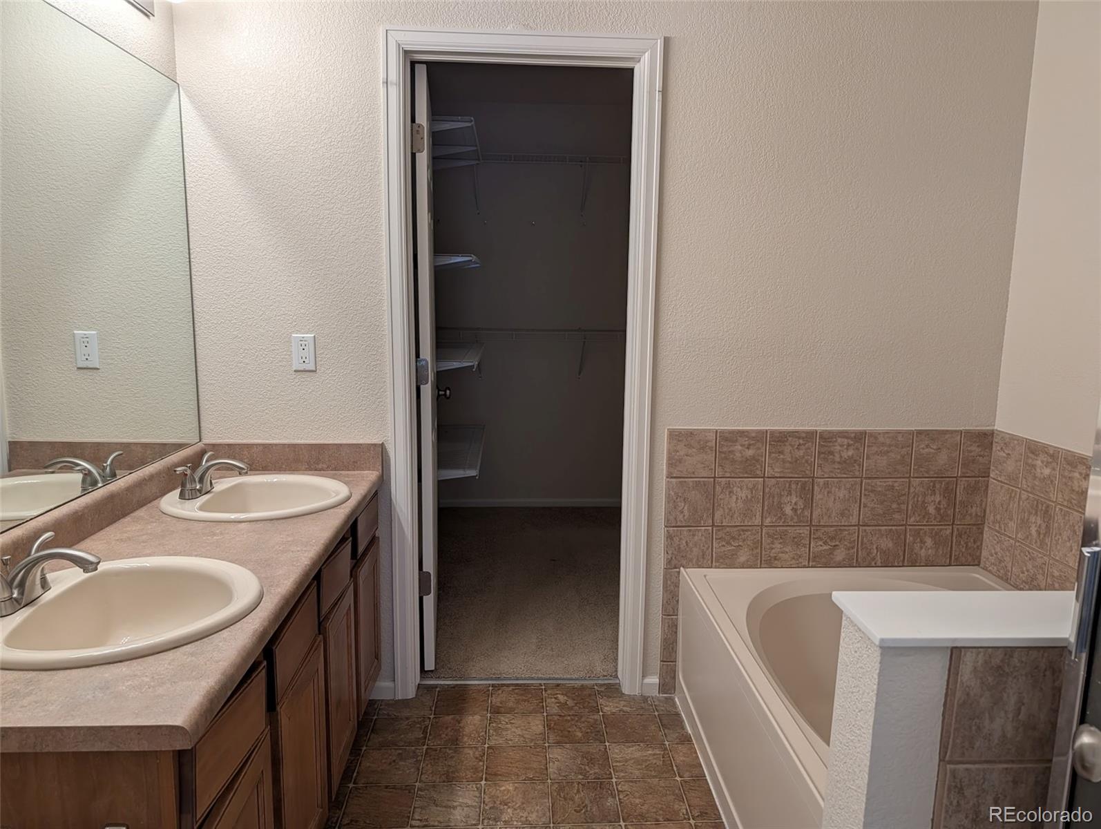 616 S Norfolk Way Aurora CO 80017
