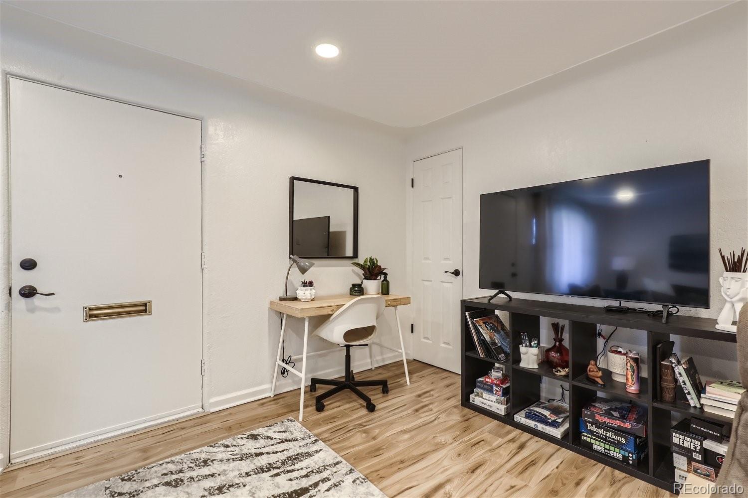 3376 Jasmine Street Denver CO 80207