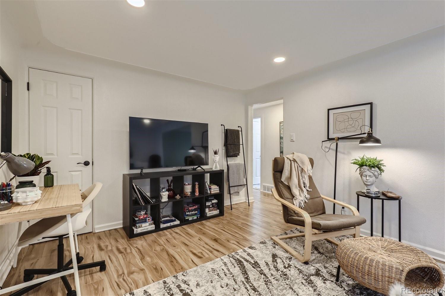 3376 Jasmine Street Denver CO 80207