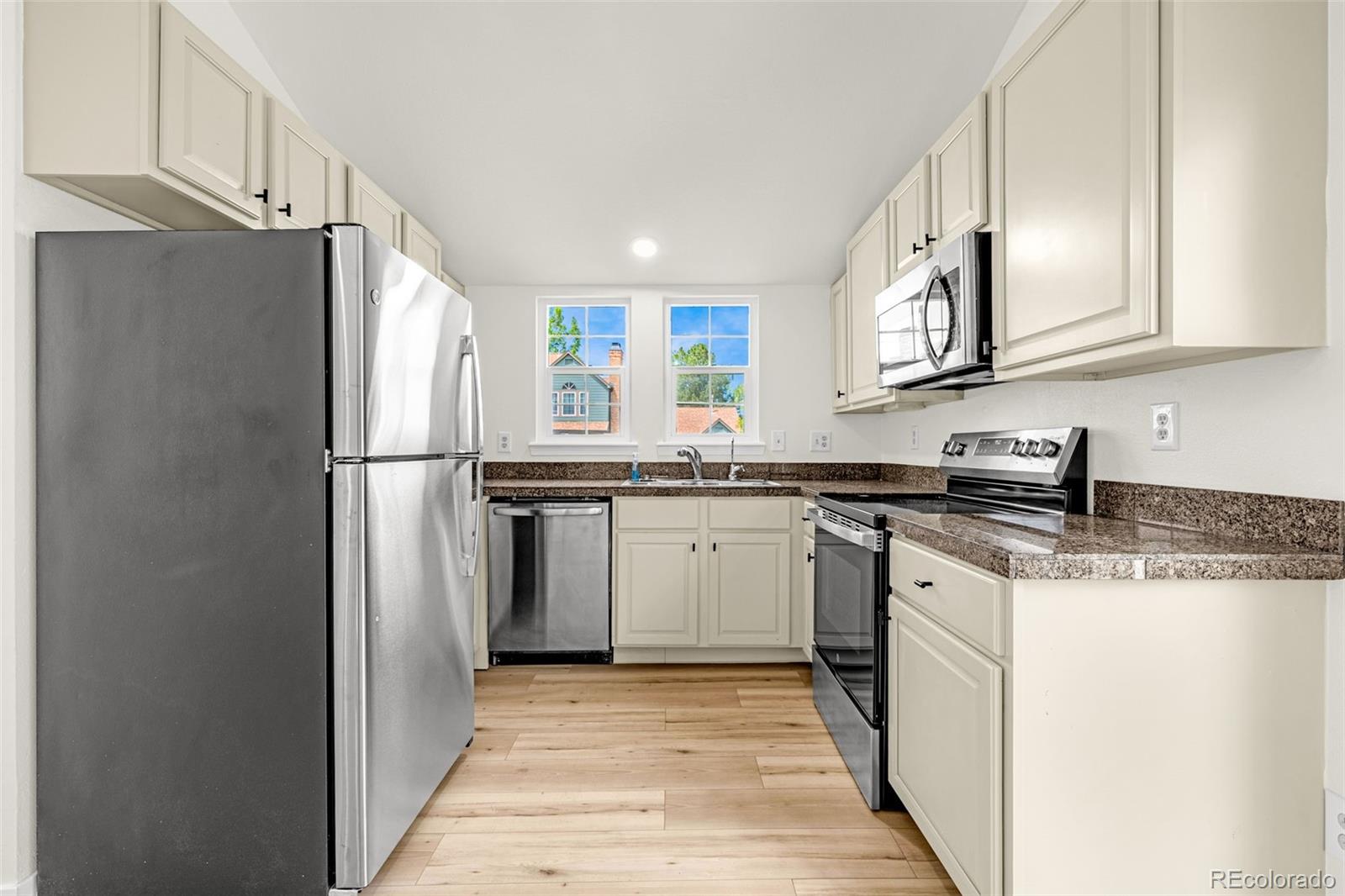 17396 E Rice Circle Aurora CO 80015