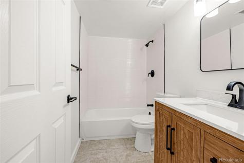 17396 E Rice Circle Aurora CO 80015