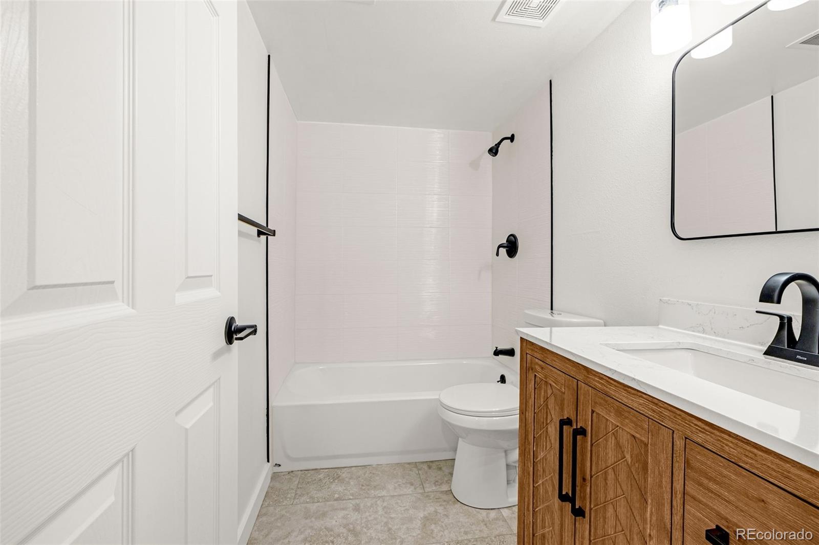 17396 E Rice Circle Aurora CO 80015