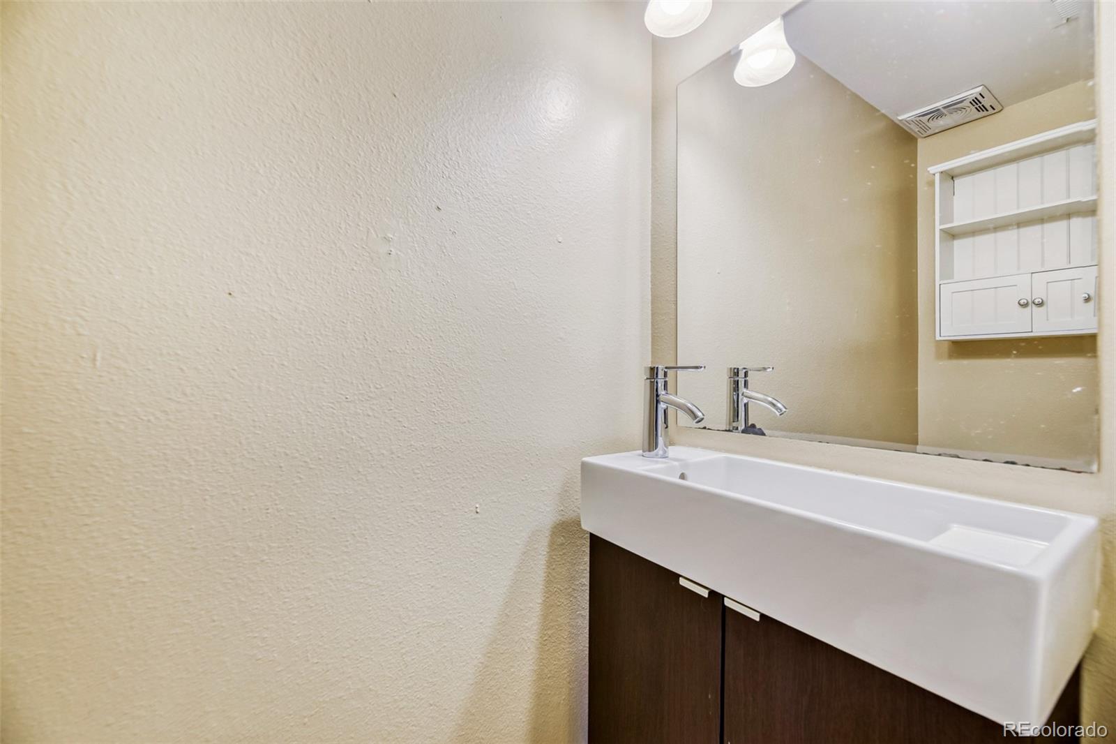 9195 E Lehigh Avenue Denver CO 80237