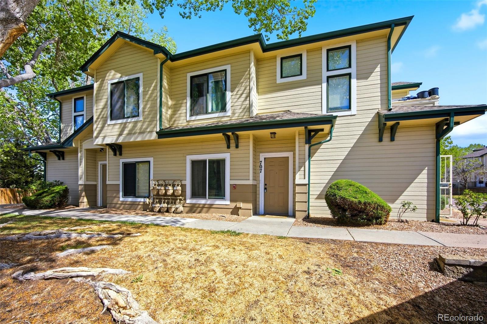 8707 E Florida Avenue Denver CO 80247