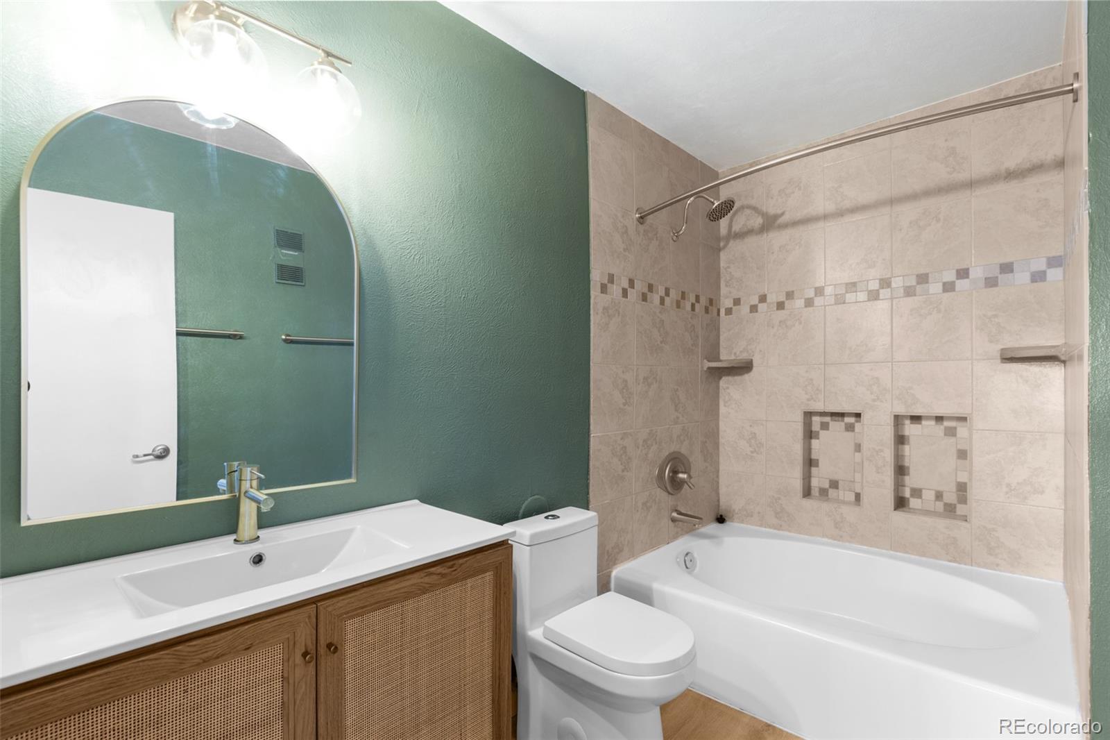 410 Zang Street Lakewood CO 80228