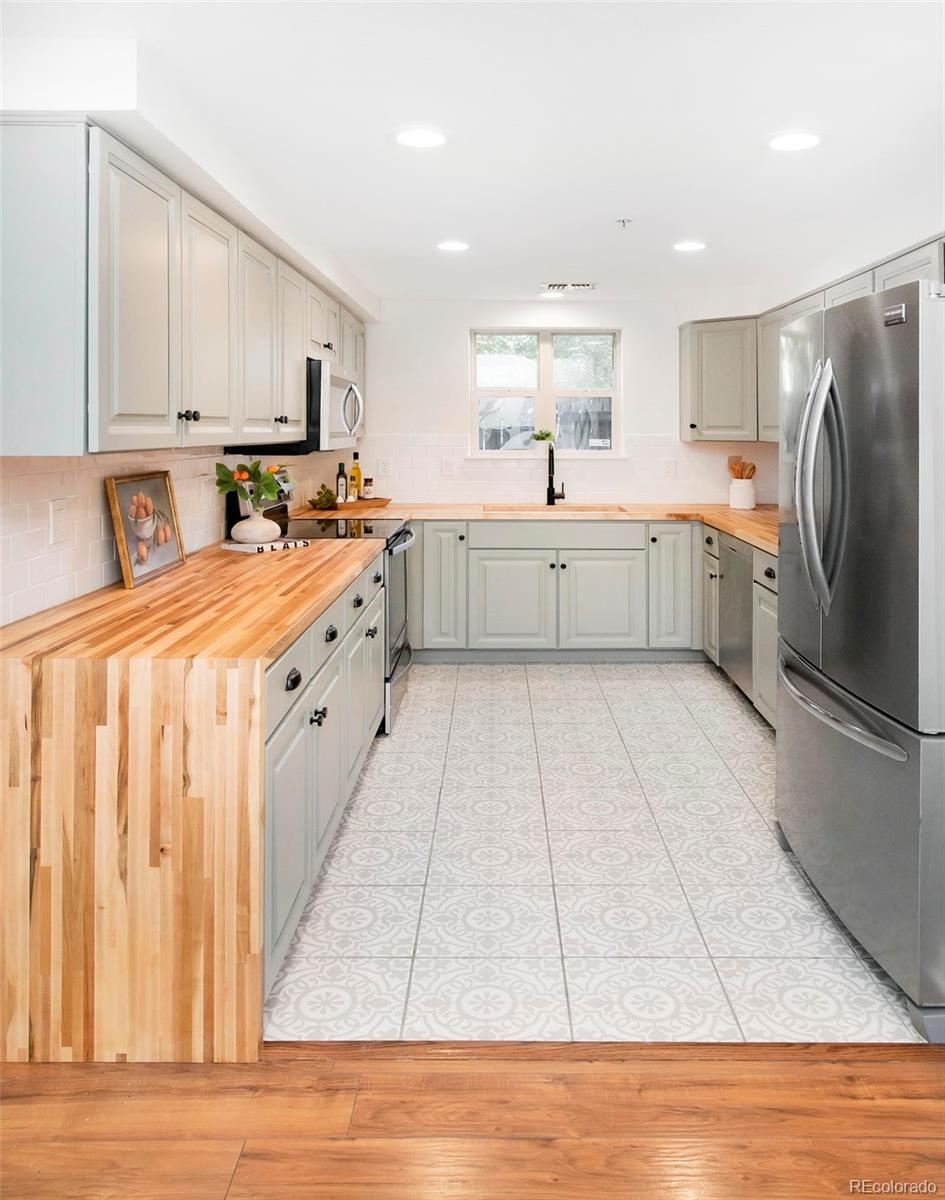 2901 Wyandot Street Denver CO 80211